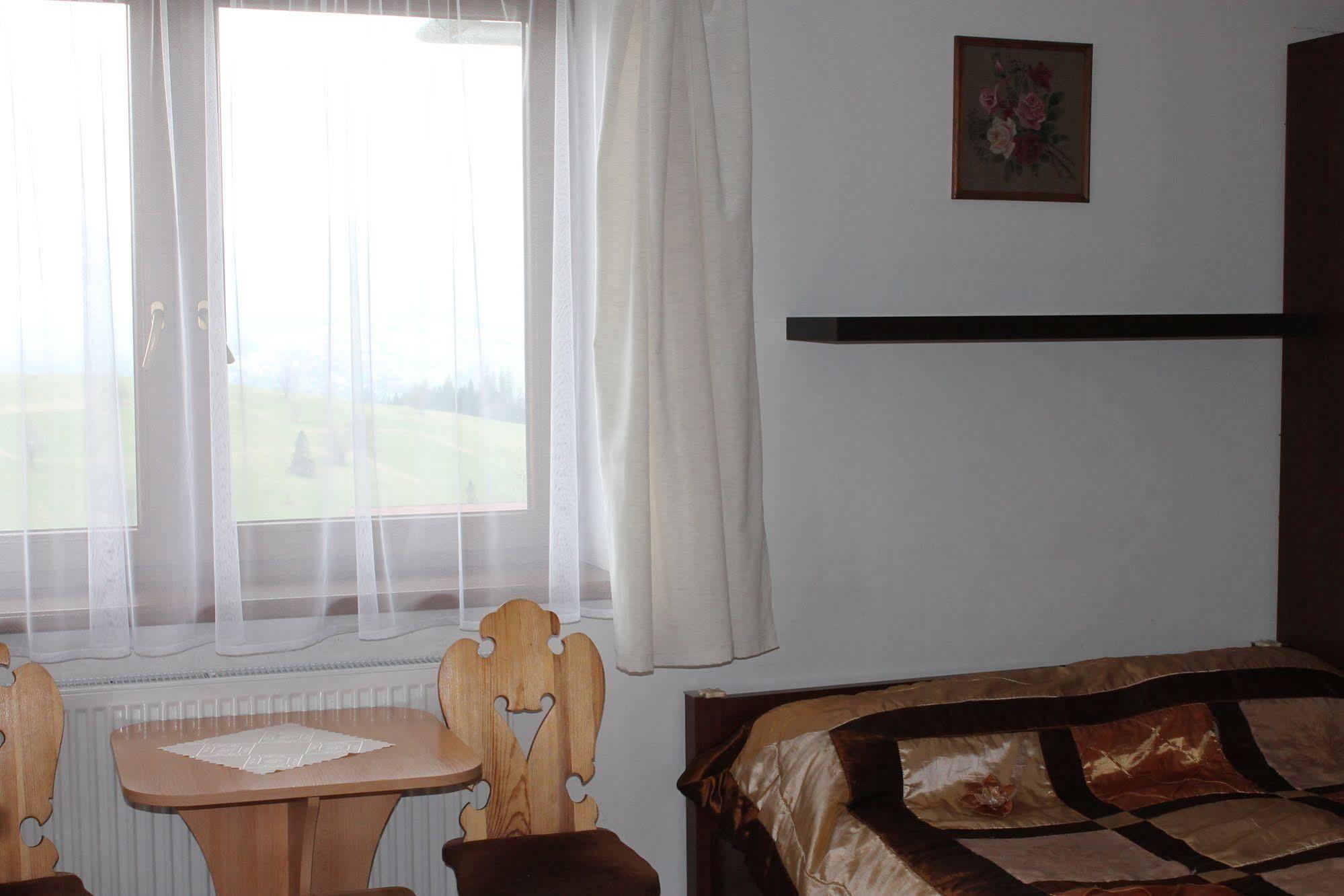 Pokoje Goscinne Kaminscy Gliczarów Buitenkant foto