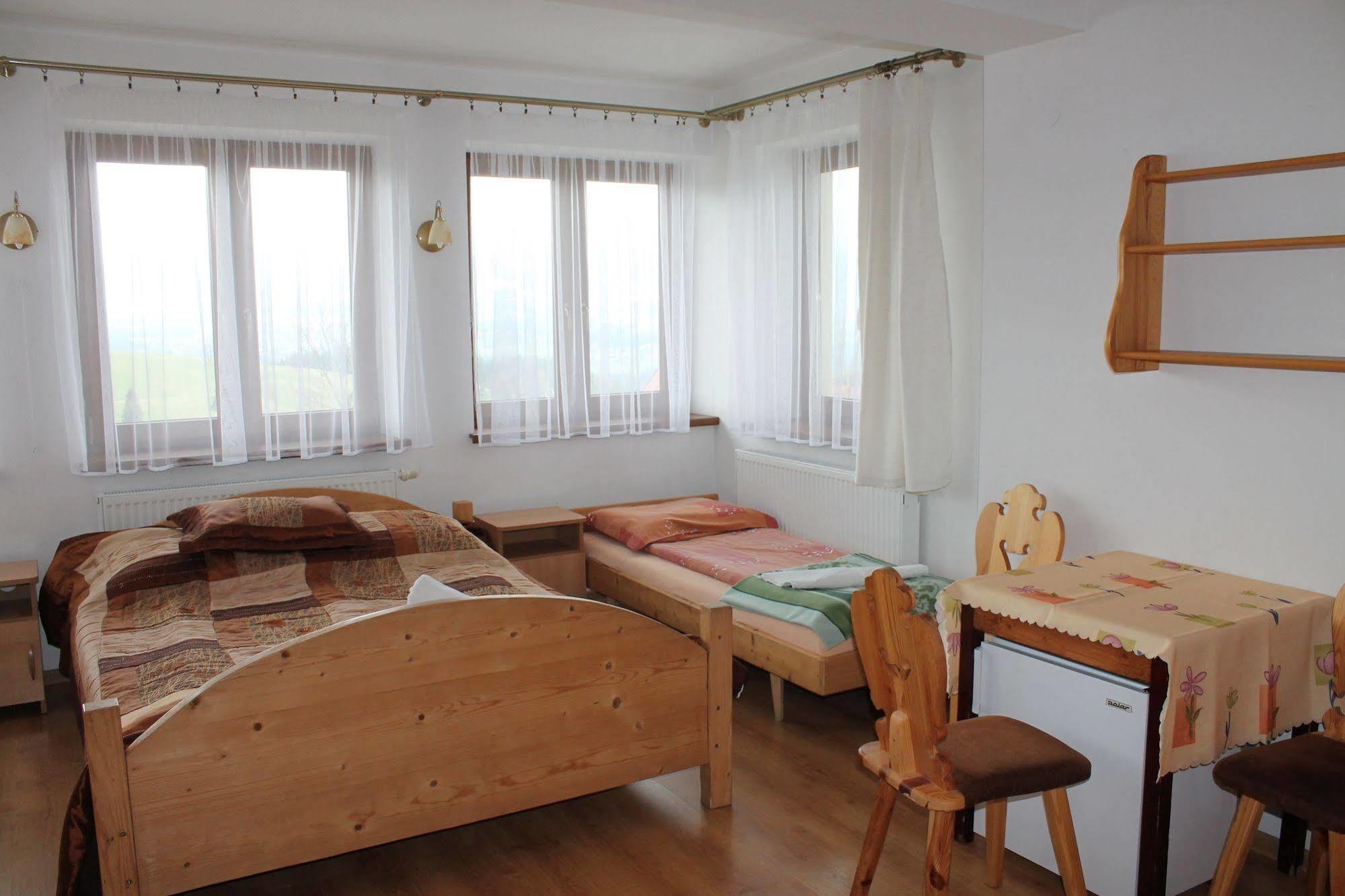 Pokoje Goscinne Kaminscy Gliczarów Buitenkant foto